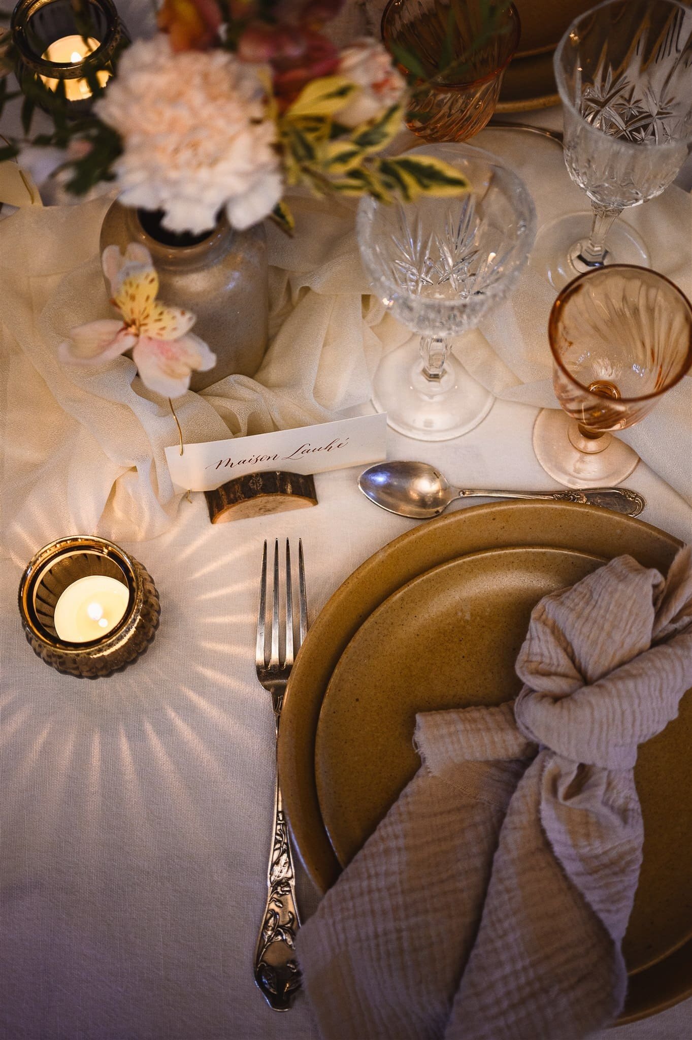 fleurs soie marque-place mariage atelier Mantille Toulouse artisanat responsable Occitanie horticulture textile lys