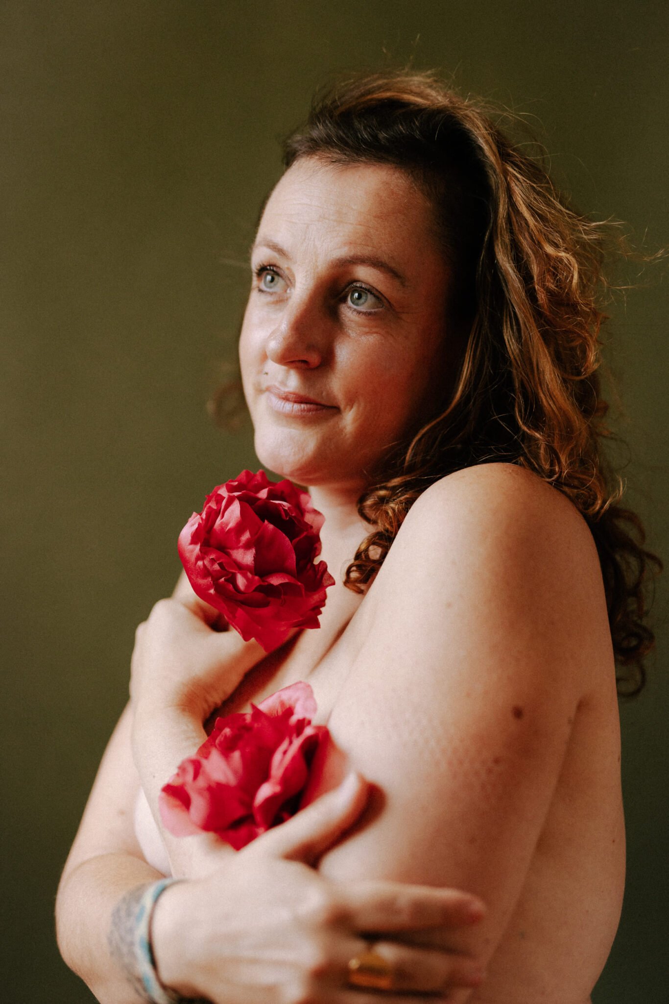 fleurs soie accessoire décoration coiffure mariage horticulture textile pavot anémone atelier Mantille Toulouse artisanat responsable création Occitanie octobre rose