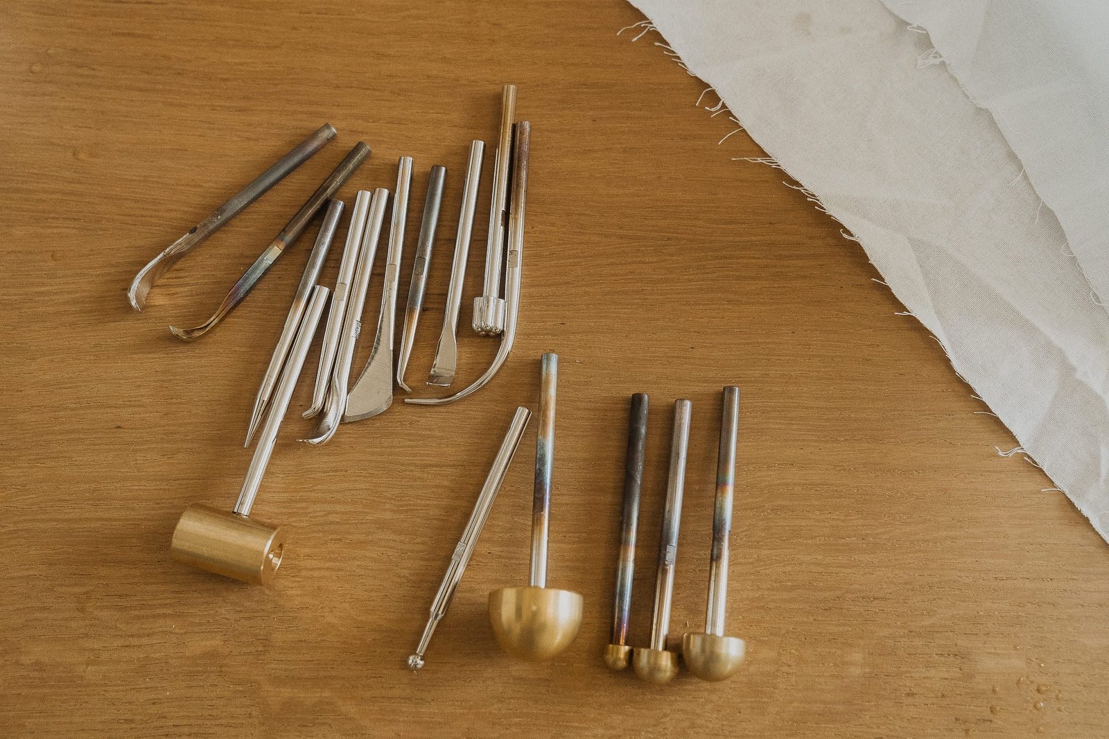 Pauline Paez atelier Mantille Toulouse artisanat responsable sur-mesure horticulture textile fleurs soie création mariage Occitanie