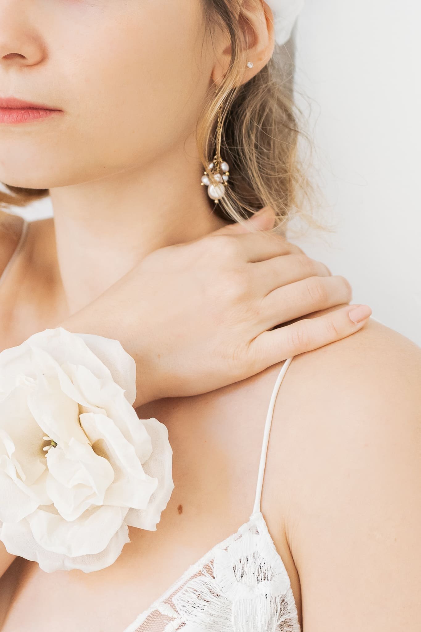 accessoire fleurs soie coiffure mariée mariage atelier Mantille Toulouse artisanat responsable Occitanie