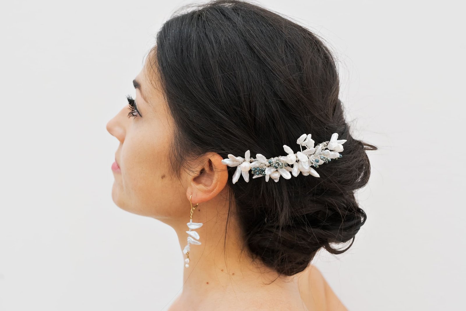 peigne Themis soie perles fleurs coiffure mariée mariage atelier Mantille Toulouse artisanat responsable Occitanie