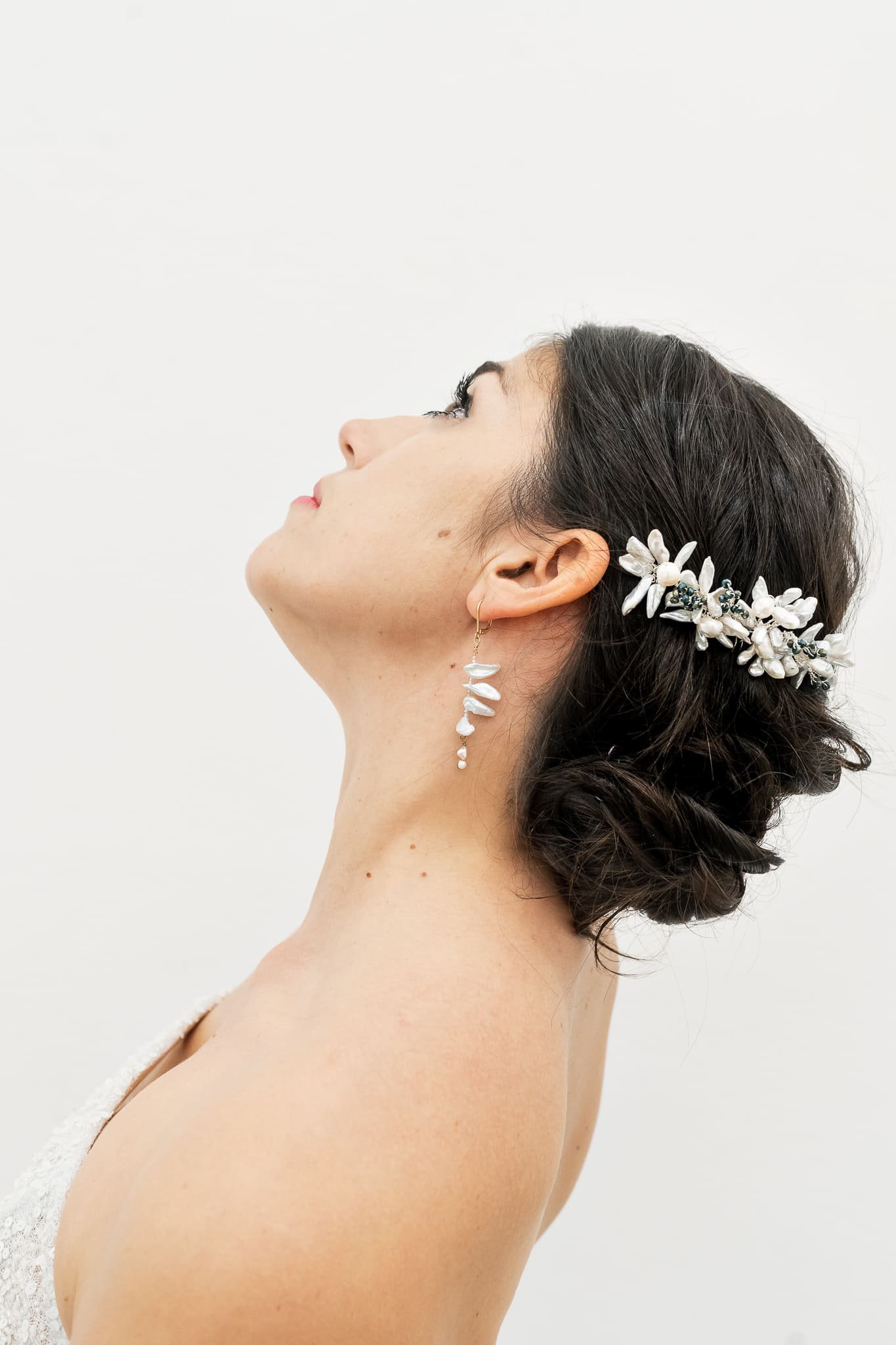 peigne Themis soie perles fleurs coiffure mariée mariage atelier Mantille Toulouse artisanat responsable Occitanie