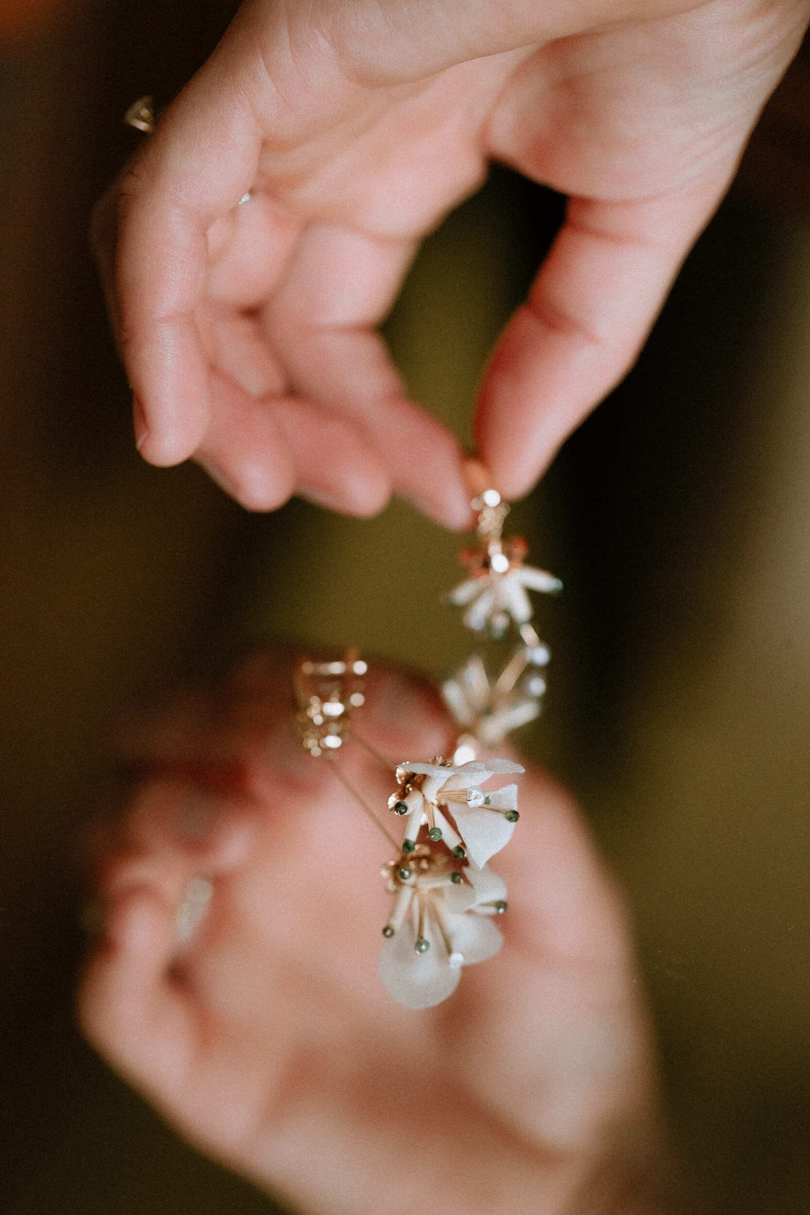 bijoux boucles d'oreilles perles mariage atelier Mantille Toulouse artisanat responsable Occitanie horticulture textile