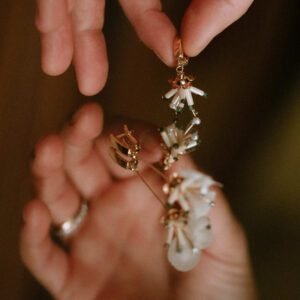 bijoux boucles d'oreilles perles mariage atelier Mantille Toulouse artisanat responsable Occitanie horticulture textile