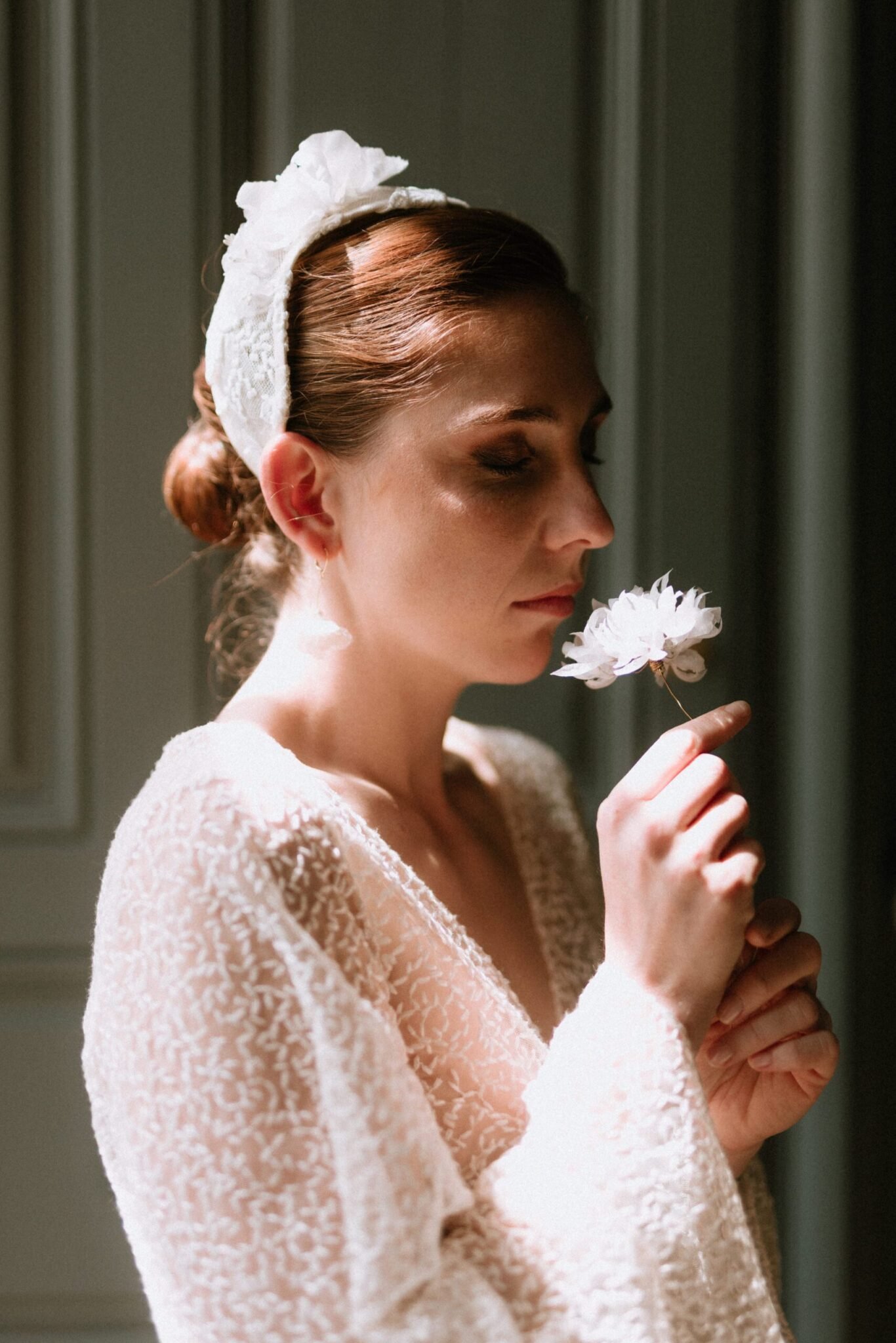 bibi mariée mariage Aphrodite dentelle tulle soie haute couture atelier Mantille Toulouse artisanat responsable création Occitanie