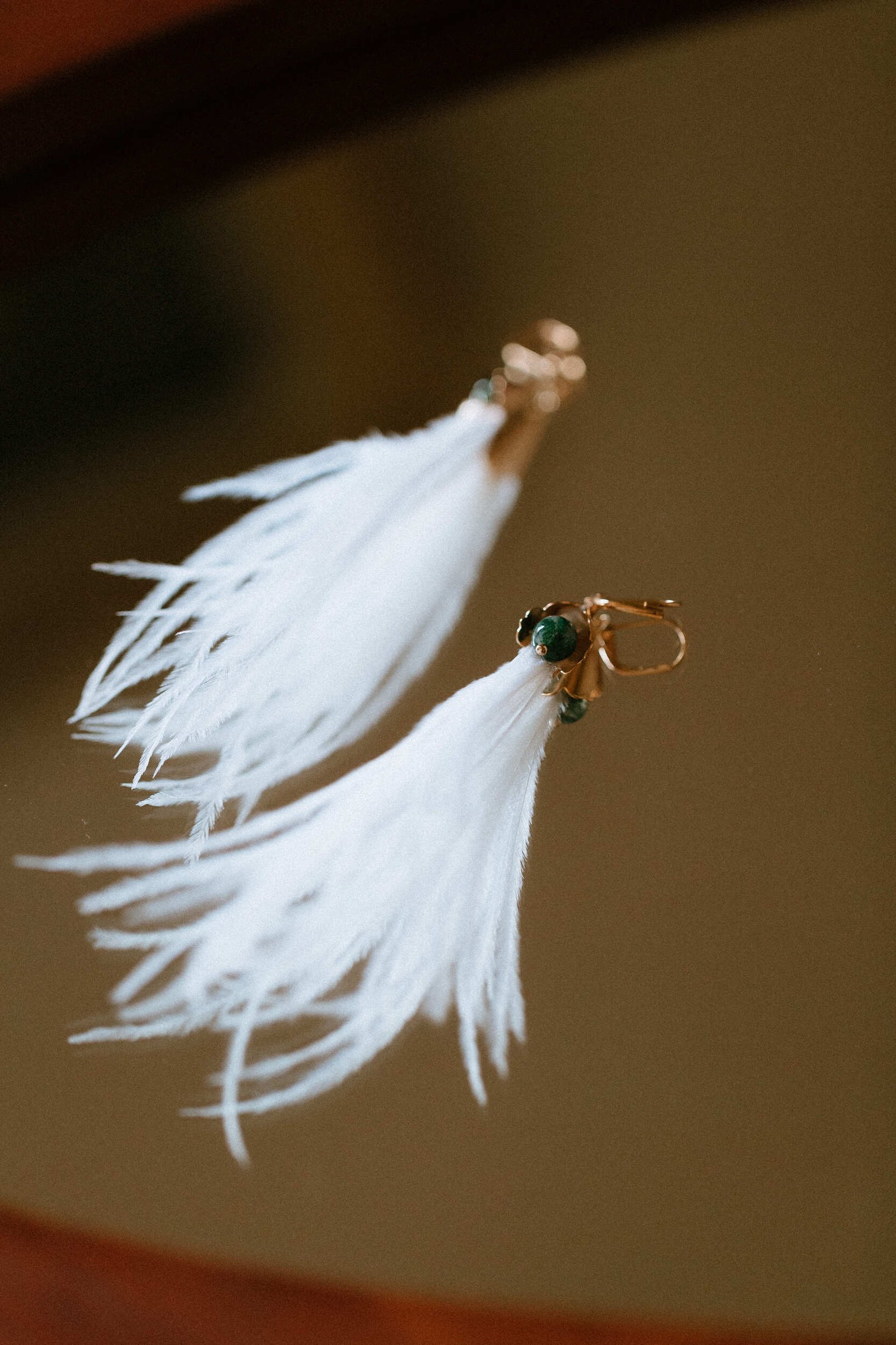 bijoux boucles d'oreilles perles culture plumes mariage atelier Mantille Toulouse artisanat responsable Occitanie horticulture textile