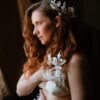 peigne Daphnée coiffure mariée mariage perles soie atelier Mantille Toulouse artisanat responsable Occitanie